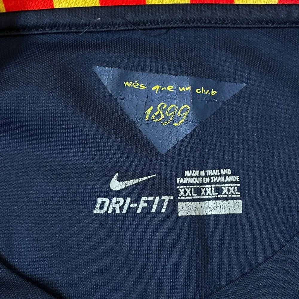 MESSI Jersey - Picture 7 of 12